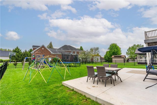 1319 Parkdale Drive, Dover, OH 44622