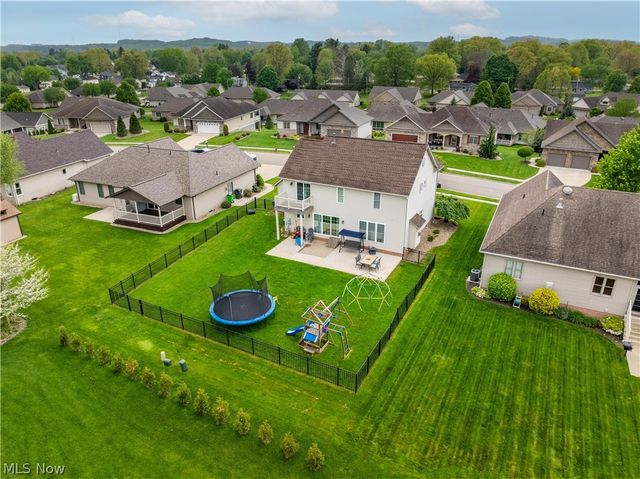 1319 Parkdale Drive, Dover, OH 44622