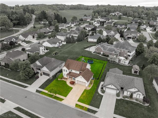 1319 Parkdale Drive, Dover, OH 44622