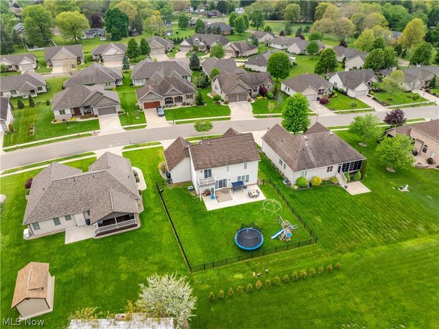1319 Parkdale Drive, Dover, OH 44622