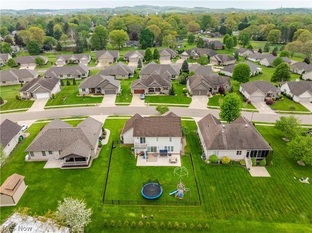 1319 Parkdale Drive, Dover, OH 44622