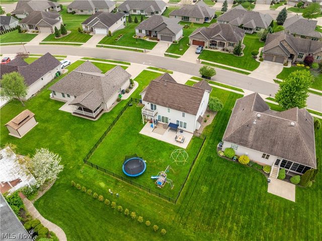 1319 Parkdale Drive, Dover, OH 44622