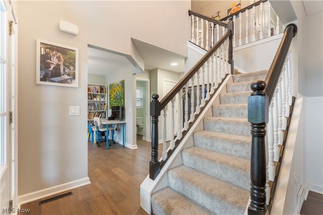 1319 Parkdale Drive, Dover, OH 44622