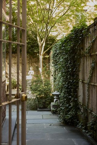 315 W 84TH Street, New York City, NY 10024
