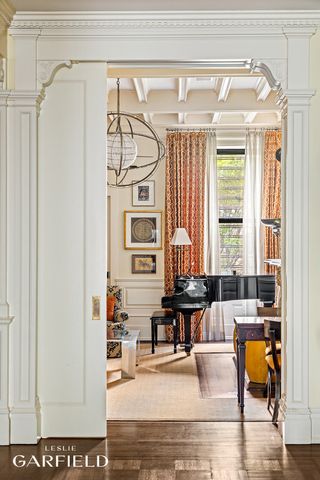 315 W 84TH Street, New York City, NY 10024