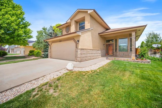 2011 Sundance Dr, Pueblo, CO 81008
