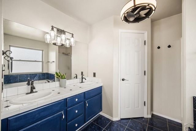 2011 Sundance Dr, Pueblo, CO 81008