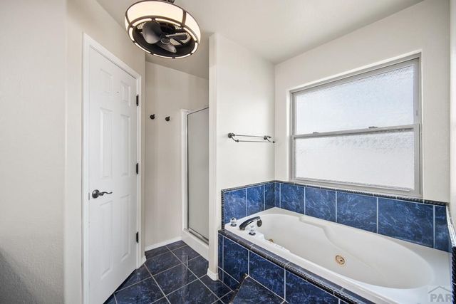 2011 Sundance Dr, Pueblo, CO 81008