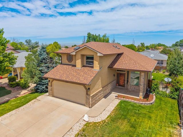 2011 Sundance Dr, Pueblo, CO 81008