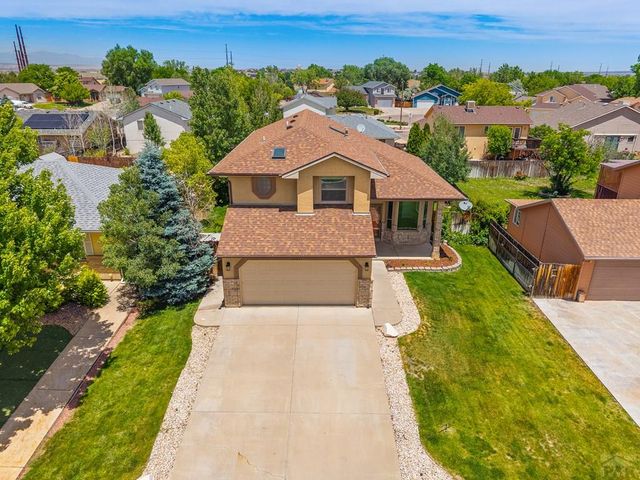 2011 Sundance Dr, Pueblo, CO 81008