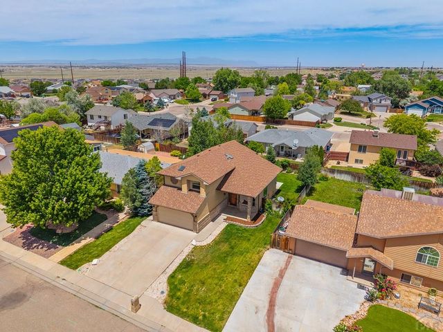 2011 Sundance Dr, Pueblo, CO 81008