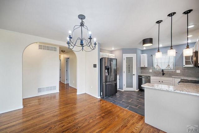 2011 Sundance Dr, Pueblo, CO 81008