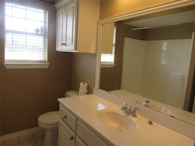 4019 E Fm 120, Denison, TX 75021