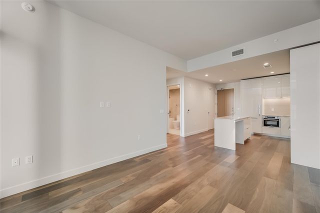 44 East Ave 2503, Austin, TX 78701