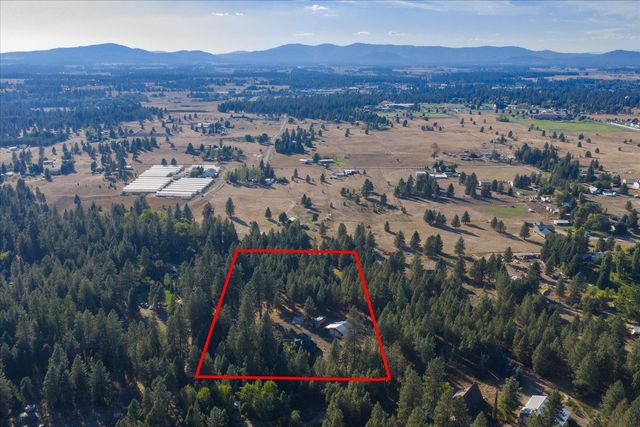 31515 N Cedar Rd, Deer Park, WA 99006