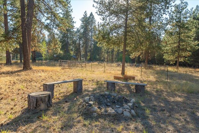 31515 N Cedar Rd, Deer Park, WA 99006