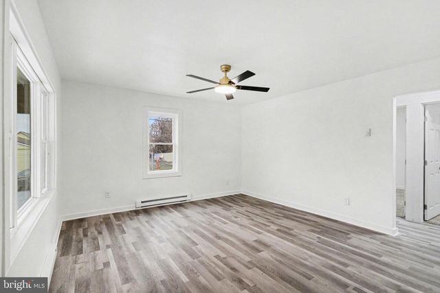 47 E HIGH ST, Middletown, PA 17057