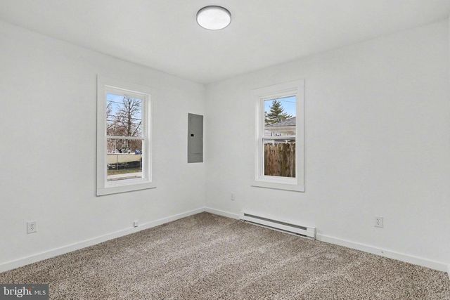 47 E HIGH ST, Middletown, PA 17057