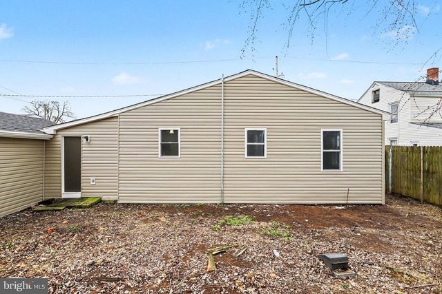 47 E HIGH ST, Middletown, PA 17057