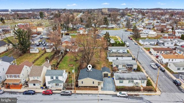 47 E HIGH ST, Middletown, PA 17057
