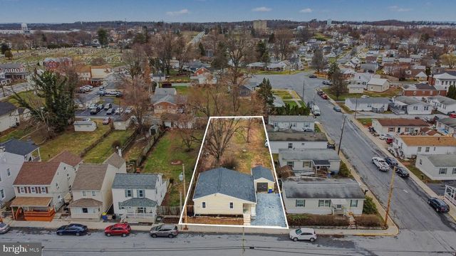 47 E HIGH ST, Middletown, PA 17057