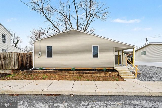 47 E HIGH ST, Middletown, PA 17057