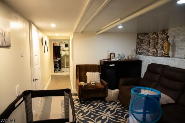 253 Clifton Ave, Newark City, NJ 07104