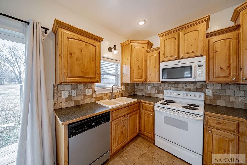 Image 18 of property listing at 351 W 7800 S, Rexburg, ID 83440