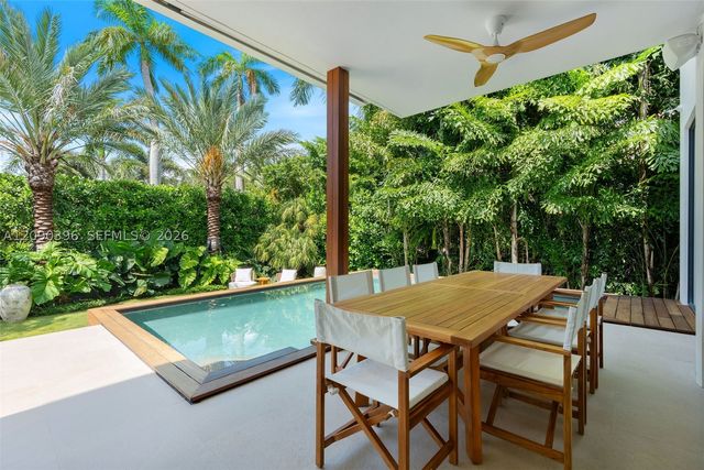 5701 N Bay Rd, Miami Beach, FL 33140