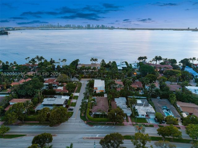 5701 N Bay Rd, Miami Beach, FL 33140