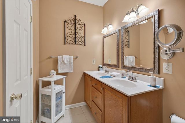 192 PROVIDENCE LN, Lansdale, PA 19446