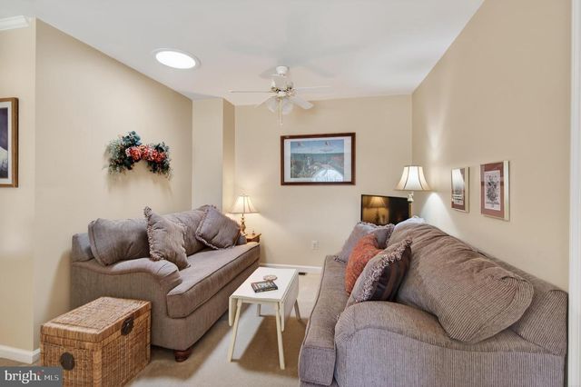 192 PROVIDENCE LN, Lansdale, PA 19446