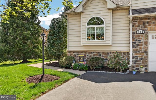 192 PROVIDENCE LN, Lansdale, PA 19446