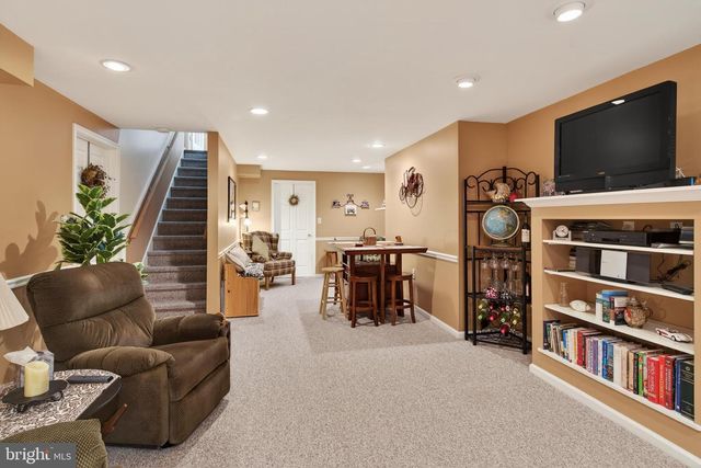 192 PROVIDENCE LN, Lansdale, PA 19446