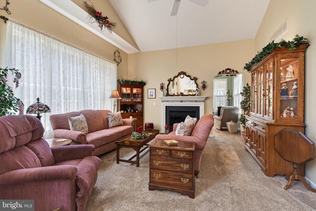 192 PROVIDENCE LN, Lansdale, PA 19446