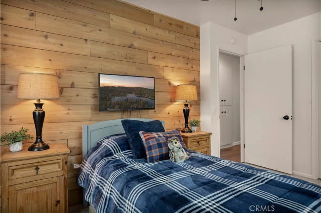 374 Dunant, Crestline, CA 92325