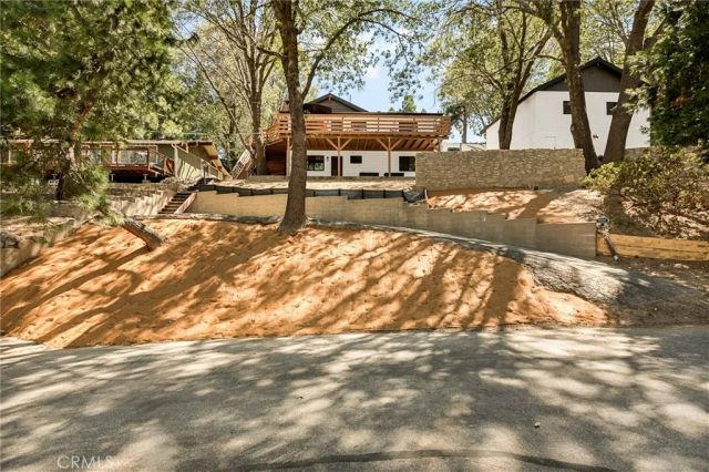 374 Dunant, Crestline, CA 92325