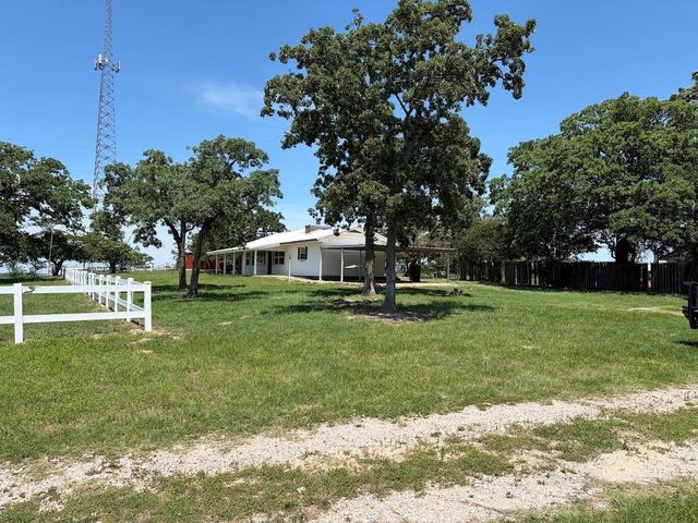 190 Private Road 408, Buffalo, TX 75831