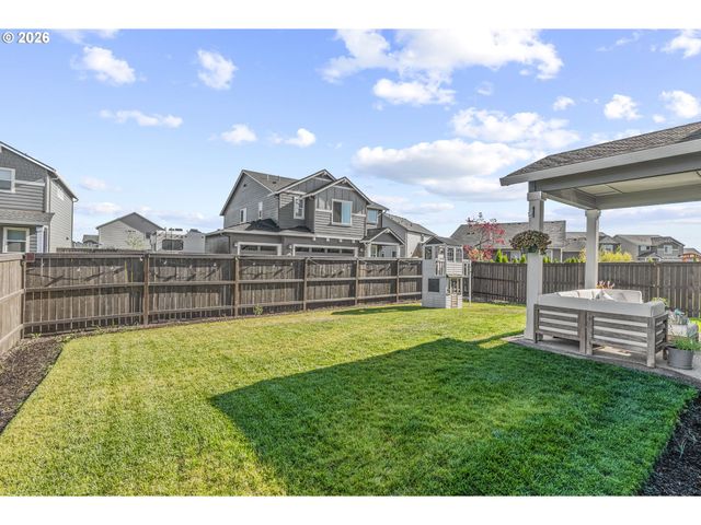 8710 N 1ST St, Ridgefield, WA 98642