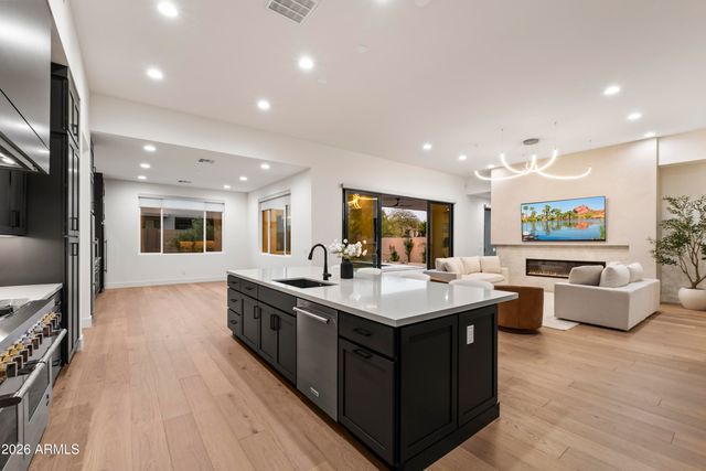 5760 E LOWDEN Road, Cave Creek, AZ 85331