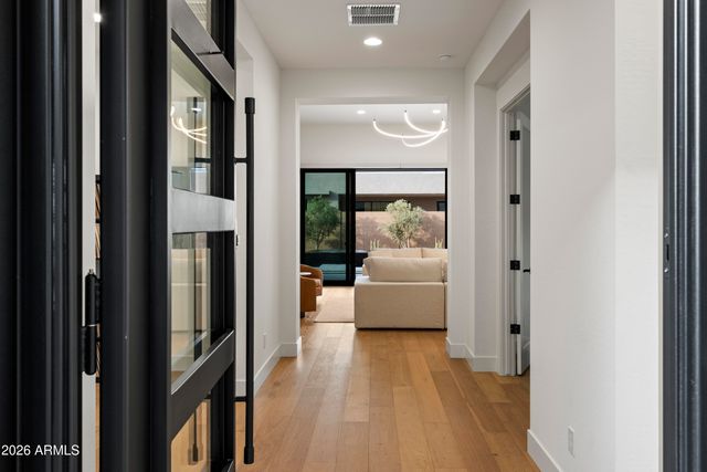 5760 E LOWDEN Road, Cave Creek, AZ 85331