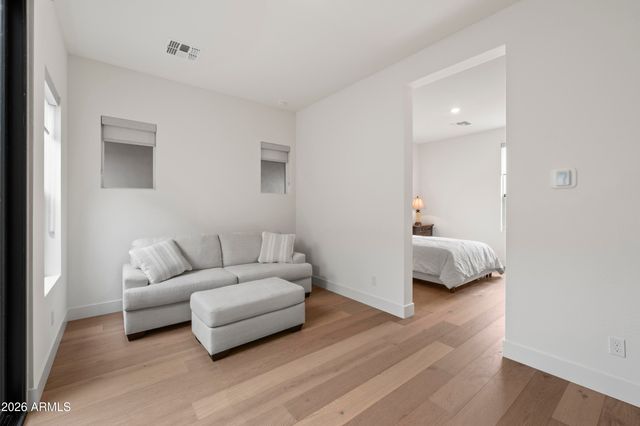 5760 E LOWDEN Road, Cave Creek, AZ 85331