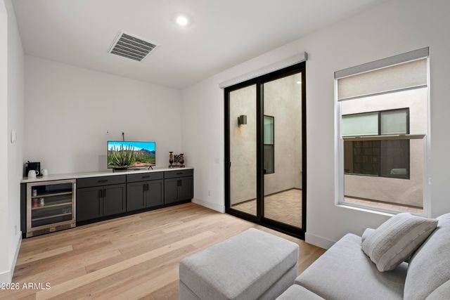 5760 E LOWDEN Road, Cave Creek, AZ 85331