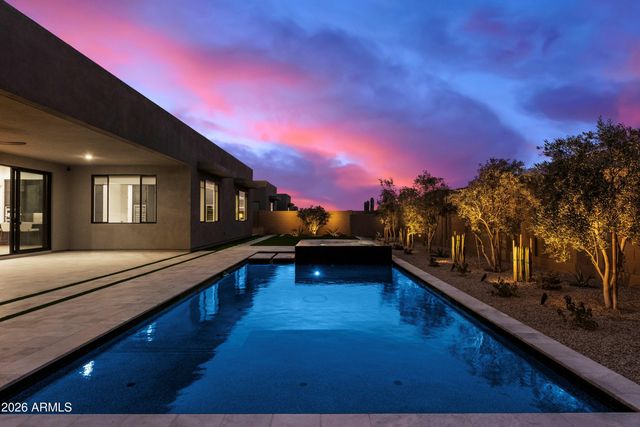 5760 E LOWDEN Road, Cave Creek, AZ 85331