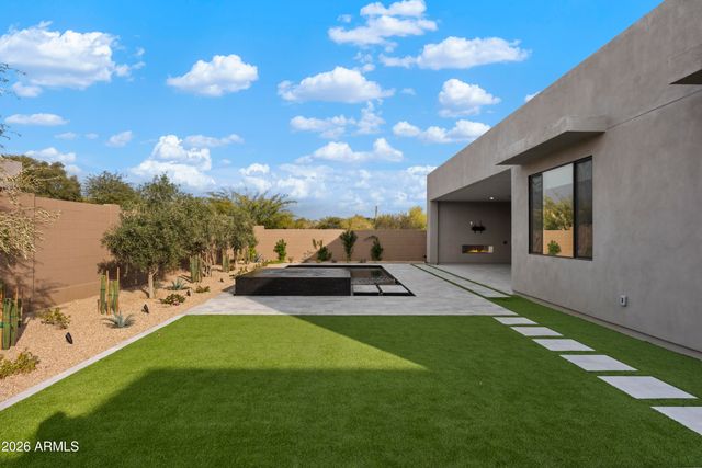 5760 E LOWDEN Road, Cave Creek, AZ 85331