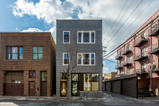 2347 W Taylor Street 3R, Chicago, IL 60612