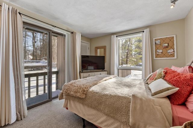 87 Norwood Ave, Leominster, MA 01453