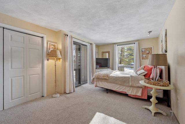 87 Norwood Ave, Leominster, MA 01453