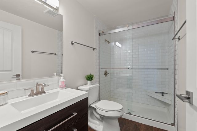 6806 W Johannsen Ave, Nine Mile Falls, WA 99026