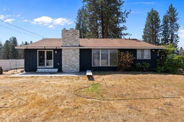6806 W Johannsen Ave, Nine Mile Falls, WA 99026